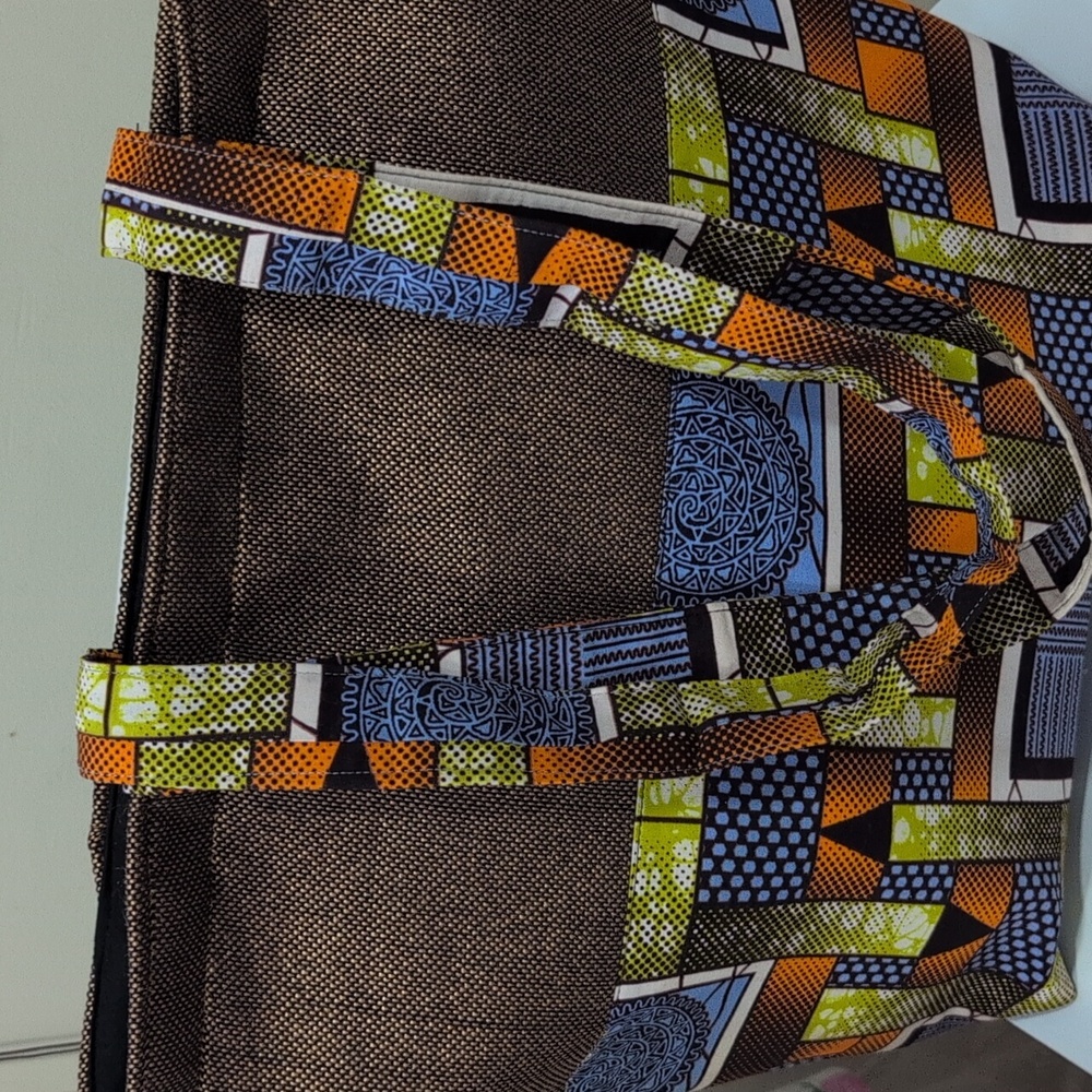 never used Colorful Geometric Tote Bag - Picture 3 of 5